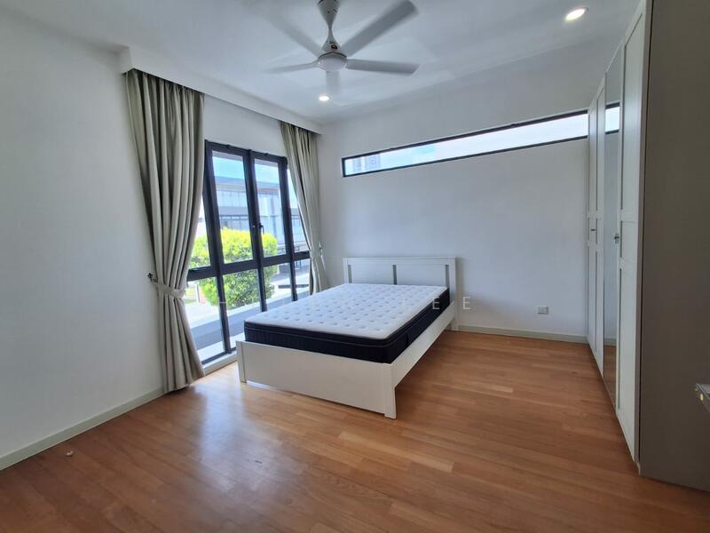 Emerald Residence Semi-D Type D untuk Untuk Disewa - RM 11,000 /bulan, Apr 2026 - Bedroom - PropertyGuru.com.my