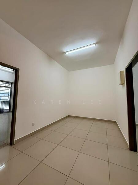 2-storey Terraced House for Sale in Bandar Putra (Kulai) - Karen Lee - Interior - PropertyGuru.com.my