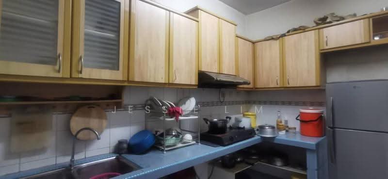 Terraced House for Sale in Putra Heights (Subang Jaya) - Jessie Lim - Kitchen - PropertyGuru.com.my