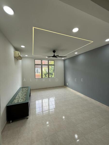 Rumah Teres 2 Tingkat untuk Dijual di Skudai (Johor) - Alfred Pee - Living Room - PropertyGuru.com.my