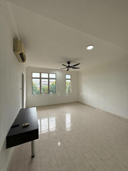 Rumah Teres 2 Tingkat untuk Dijual di Skudai (Johor) - Alfred Pee - Living Room - PropertyGuru.com.my
