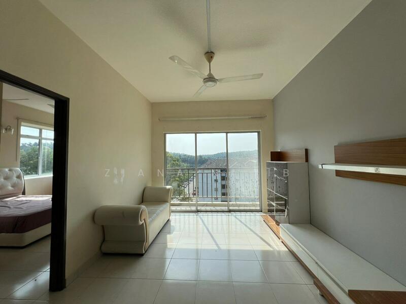 Living Room warnasari 2 puncak alam