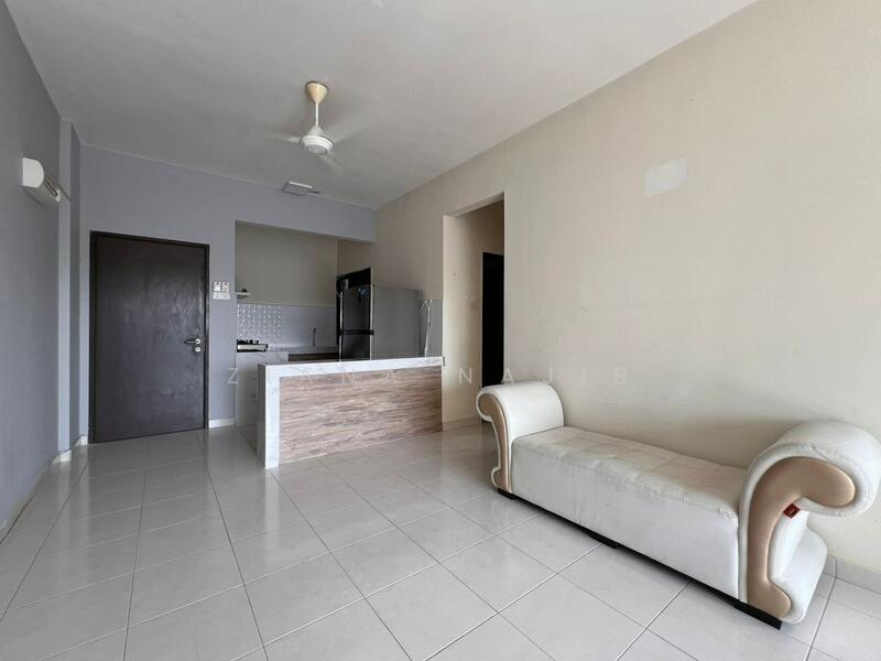 Living Room warnasari 2 puncak alam