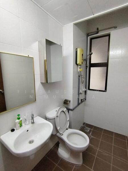 Condominium for Sale at Sri Ayu - Firdaussazwan Mustafa - Bathroom - PropertyGuru.com.my