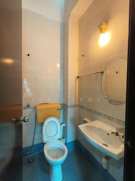 SETIA ALAM IMPIAN untuk Untuk Disewa - RM 1,600 /bulan, Feb 2026 - Bathroom - PropertyGuru.com.my