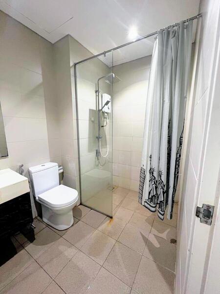 Service Residence for Rent at Liberty Tower @ i-City - Balkhis Hashim - Bathroom - PropertyGuru.com.my
