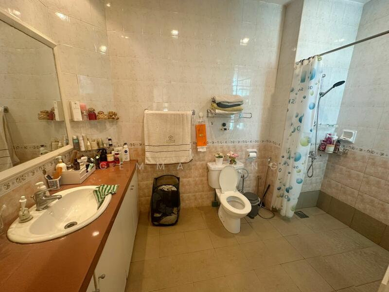 2-storey Terraced House for Sale in Taman Impian Emas (Skudai) - Gemma Wong - Bathroom - PropertyGuru.com.my