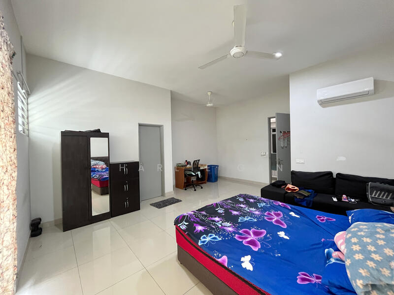 2-storey Terraced House for Sale in Kota Kemuning (Shah Alam) - Charlie Gan - Bedroom - PropertyGuru.com.my