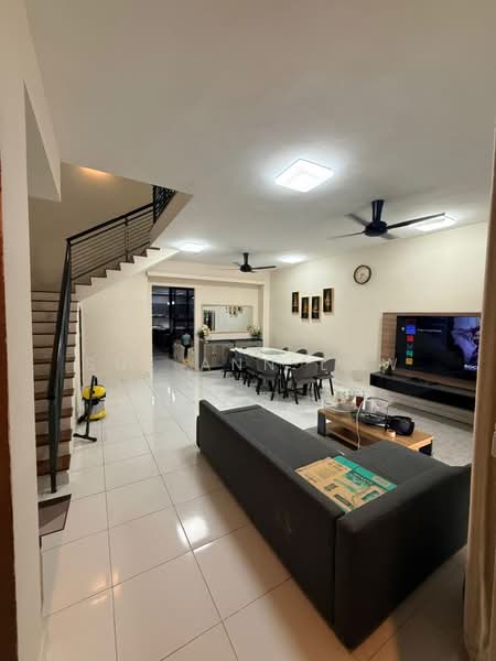 Rumah Teres 2 Tingkat untuk Dijual di Denai Alam (Shah Alam) - Sue Ann Low - Living Room - PropertyGuru.com.my