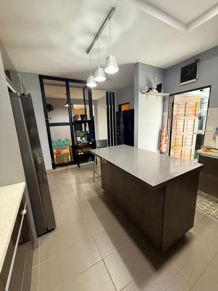 Rumah Teres 2 Tingkat untuk Dijual di Denai Alam (Shah Alam) - Sue Ann Low - Kitchen - PropertyGuru.com.my