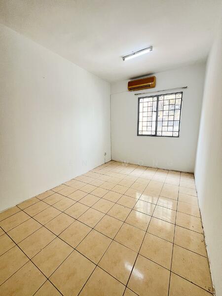 Pangsapuri untuk Dijual di Taman Kinrara Section 2 Apartment - Elena Wong - Interior - PropertyGuru.com.my