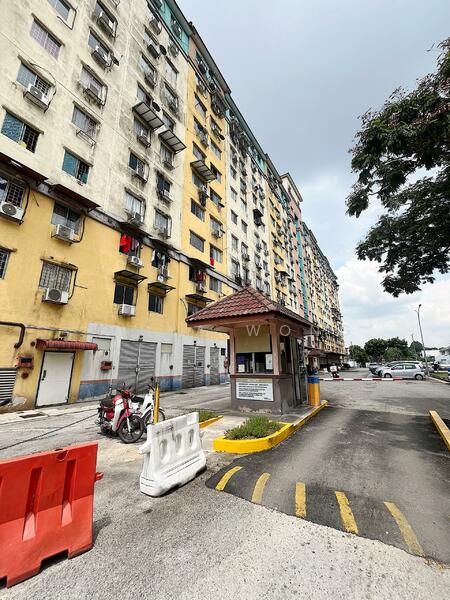 Pangsapuri untuk Dijual di Taman Kinrara Section 2 Apartment - Elena Wong - Exterior - PropertyGuru.com.my