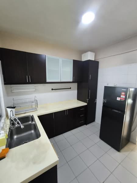 Condominium for Rent at Villa Makmur - Edmund Tan - Kitchen - PropertyGuru.com.my