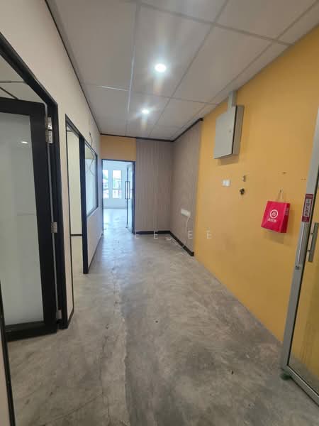 Office for Rent in Ayer Itam (Penang) - A Ee Ee - Corridor - PropertyGuru.com.my