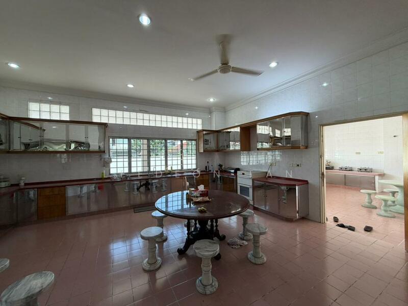 Rumah Banglo untuk Dijual di Taman Bukit Pantai (Bangsar) - Leedeon Tan - Kitchen - PropertyGuru.com.my