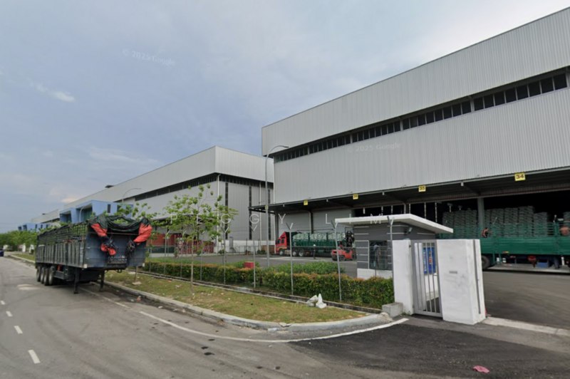 Warehouse for Rent in Port Klang (Pelabuhan Klang) (Selangor) - Peggy Lim - Exterior - PropertyGuru.com.my