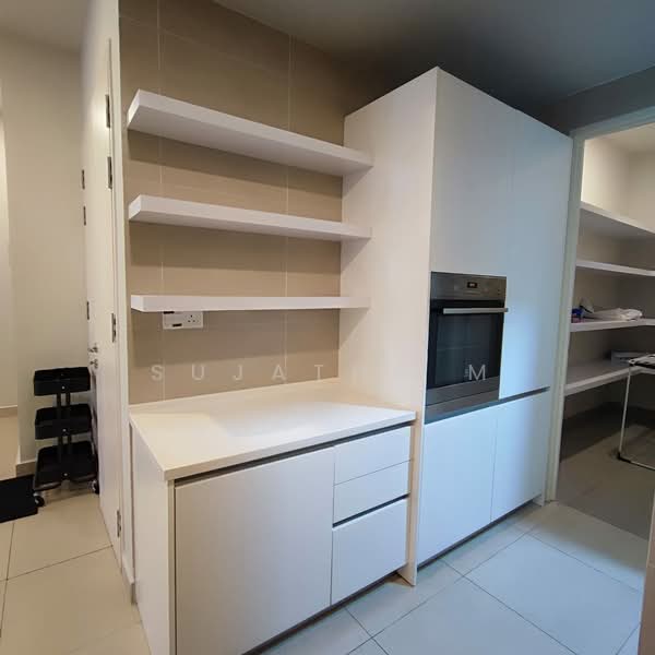 Servis Apartment untuk Disewa di KL Gateway Premium Residences - Sujatha M - Kitchen - PropertyGuru.com.my
