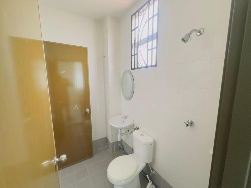 2-storey Terraced House for Sale in Shah Alam (Selangor) - Alex Tong - Bathroom - PropertyGuru.com.my