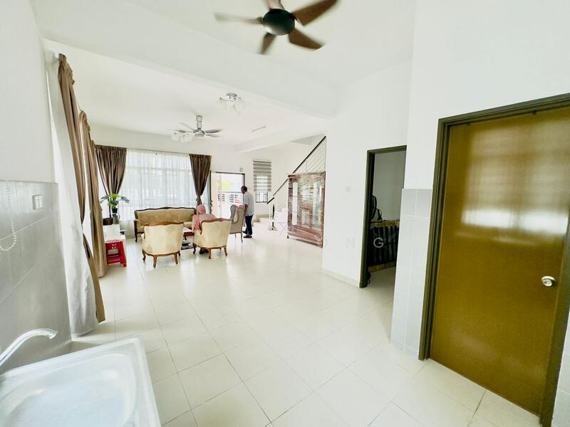 2-storey Terraced House for Sale in Shah Alam (Selangor) - Alex Tong - Living Room - PropertyGuru.com.my