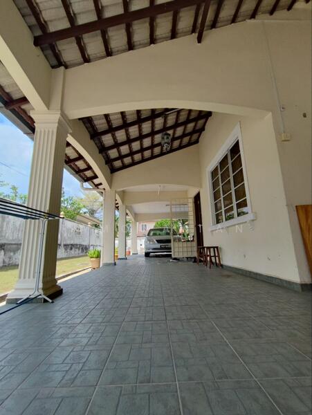 Rumah Berkembar untuk Dijual di Taman Tasik Utama (Bukit Katil) - Ramona Tan - Exterior - PropertyGuru.com.my