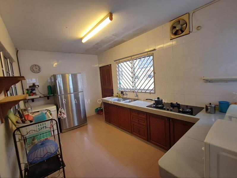 Untuk Dijual - Taman Tasik Utama