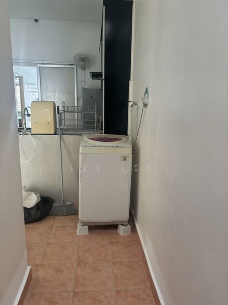 Taman Mutiara Rini untuk Untuk Disewa - RM 2,000 /bulan, Mac 2026 - Kitchen - PropertyGuru.com.my