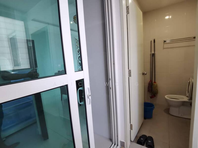 Service Residence for Rent at Impiria Residensi Bukit Tinggi Klang - Alice Wong - Bathroom - PropertyGuru.com.my