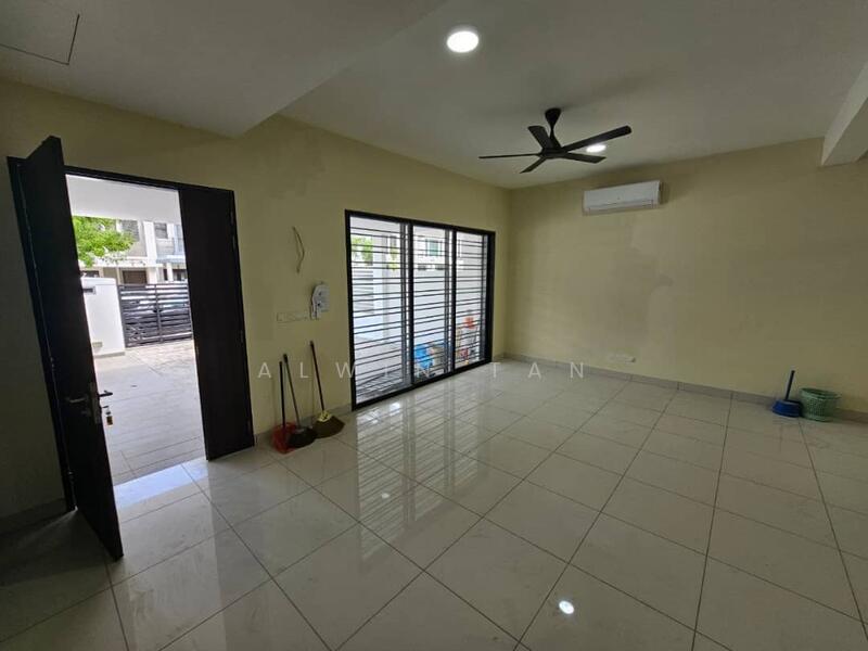 Untuk Disewa - Glenmarie Johor Phase 1D-2A