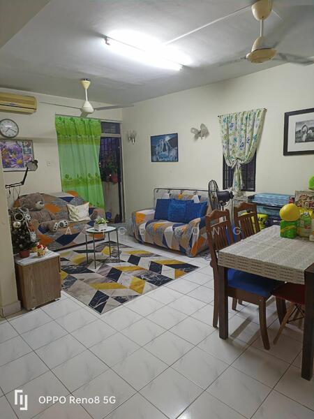 Condominium for Sale at D'aman Crimson - Alice Tong - Living Room - PropertyGuru.com.my