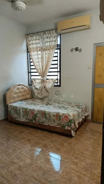 Terraced House for Sale in Kampung Sungai Nibong (Bayan Lepas) - Melinda Chew - Bedroom - PropertyGuru.com.my