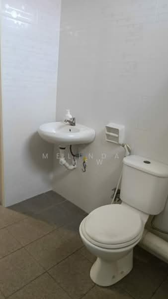 Terraced House for Sale in Kampung Sungai Nibong (Bayan Lepas) - Melinda Chew - Bathroom - PropertyGuru.com.my