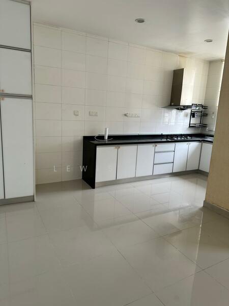 Townhouse for Sale in Puchong (Selangor) - Lewis Low - Kitchen - PropertyGuru.com.my