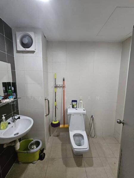 Bayan Villa, Seri Kembangan untuk Untuk Dijual - RM 460,000, Feb 2026 - Bathroom - PropertyGuru.com.my