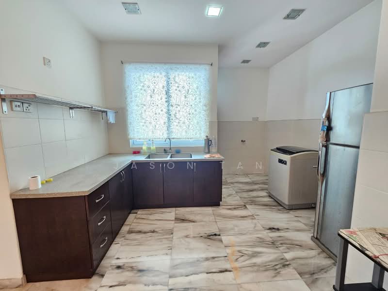 Kondominium untuk Dijual di Bayan Villa, Seri Kembangan - Jason Tan - Kitchen - PropertyGuru.com.my