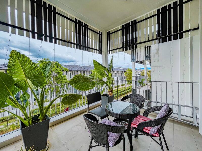 2-storey Terraced House for Sale in Eco Majestic (Semenyih) - Zarif Zahisham - Balcony - PropertyGuru.com.my