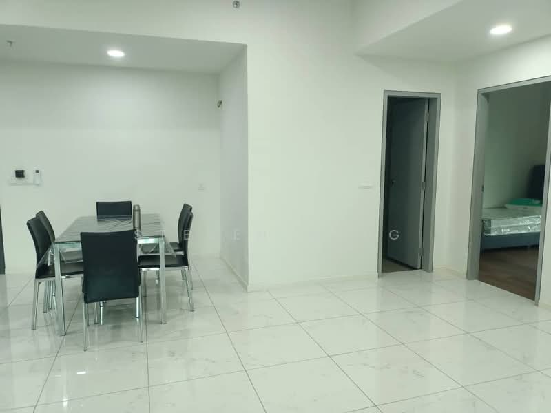 Servis Apartment untuk Dijual di Suasana @ Utropolis - STEVEN WONG - Dining Room - PropertyGuru.com.my