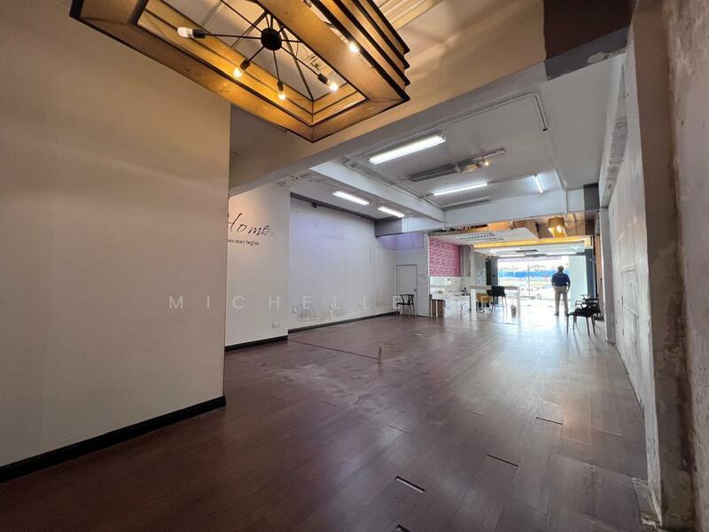 Shop for Rent in Taman Bayu Perdana (Klang) - Michelle Tee - Interior - PropertyGuru.com.my