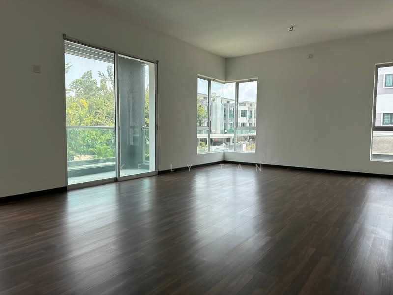 Rumah Berkembar untuk Dijual di Ipoh (Perak) - Kelly Tan - Living Room - PropertyGuru.com.my