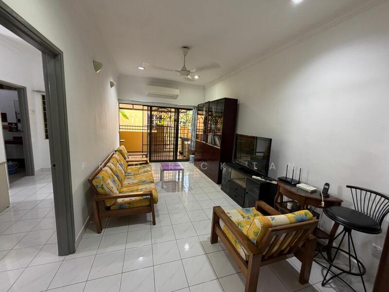 1-storey Terraced House for Sale in Taman Melawati (Ulu Kelang) - Frederick Tan - Living Room - PropertyGuru.com.my