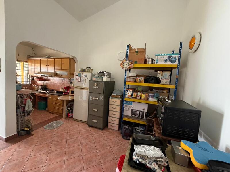 1-storey Terraced House for Sale in Taman Melawati (Ulu Kelang) - Frederick Tan - Kitchen - PropertyGuru.com.my