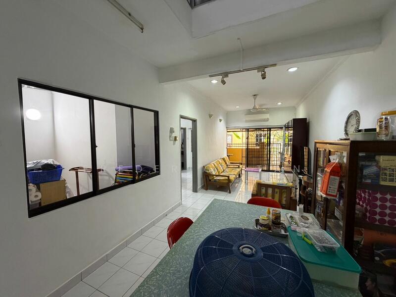 1-storey Terraced House for Sale in Taman Melawati (Ulu Kelang) - Frederick Tan - Living Room - PropertyGuru.com.my