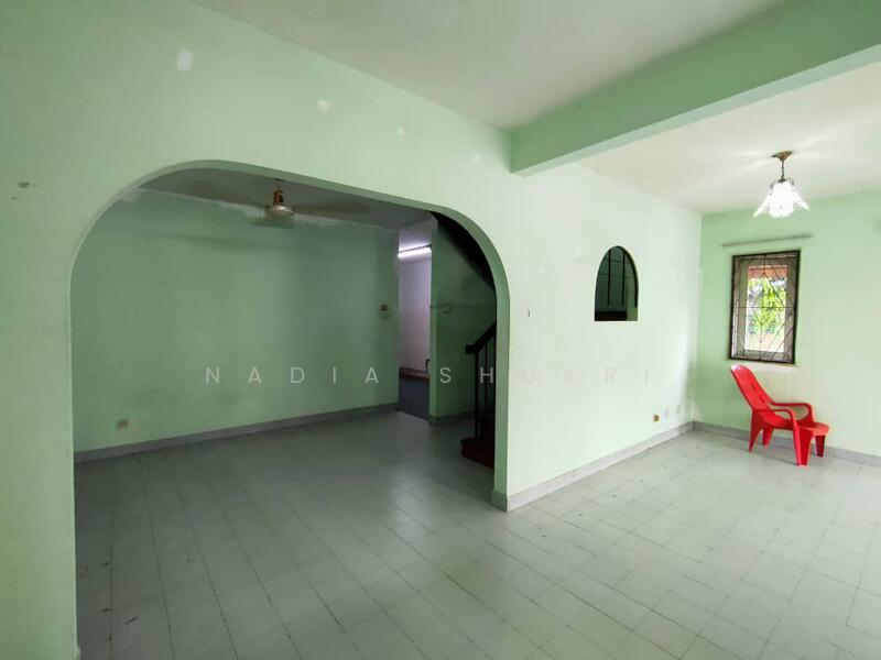 2-storey Terraced House for Sale in Kelana Jaya (Petaling Jaya) - Nadia Shukri - Living Room - PropertyGuru.com.my