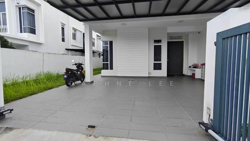 Cluster House for Sale in Setia Tropika (Johor Bahru) - Daphne Lee - Exterior - PropertyGuru.com.my