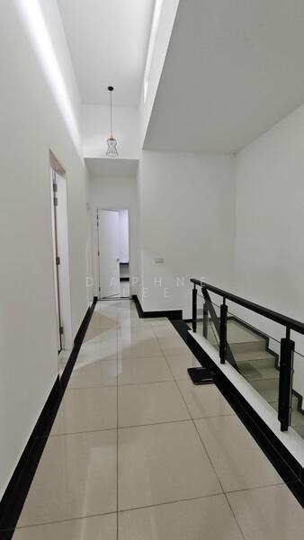 Cluster House for Sale in Setia Tropika (Johor Bahru) - Daphne Lee - Corridor - PropertyGuru.com.my