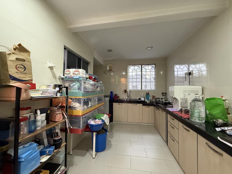 Bandar Country Homes untuk Untuk Dijual - RM 440,000, Apr 2026 - Kitchen - PropertyGuru.com.my