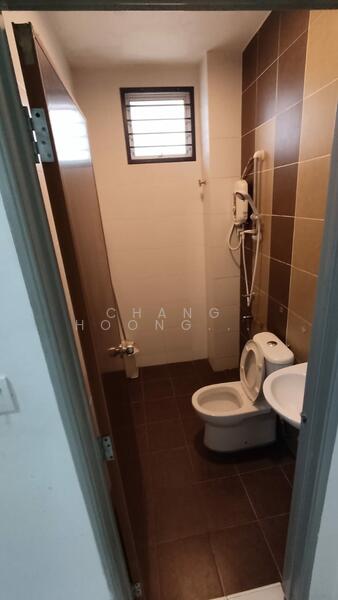 2-storey Terraced House for Rent in Kota Tinggi (Johor) - Chang Hoong Wen - Bathroom - PropertyGuru.com.my