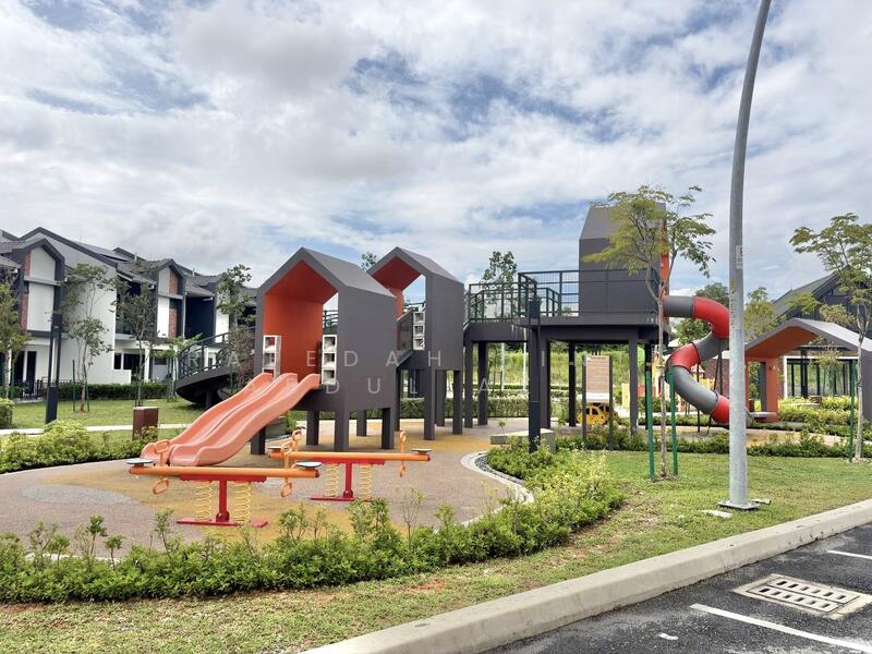 Terraced House for Sale in Sungai Buloh (Selangor) - Rafedah Binti Abdul Aziz - Exterior - PropertyGuru.com.my