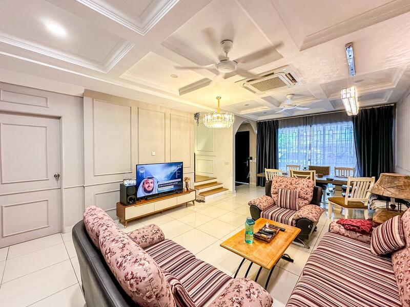 For Sale - Elmina Green Three