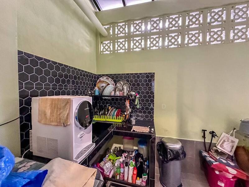 For Sale - Elmina Green Three