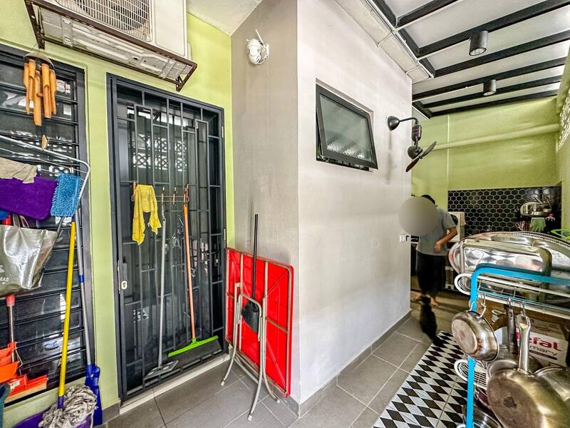 For Sale - Elmina Green Three